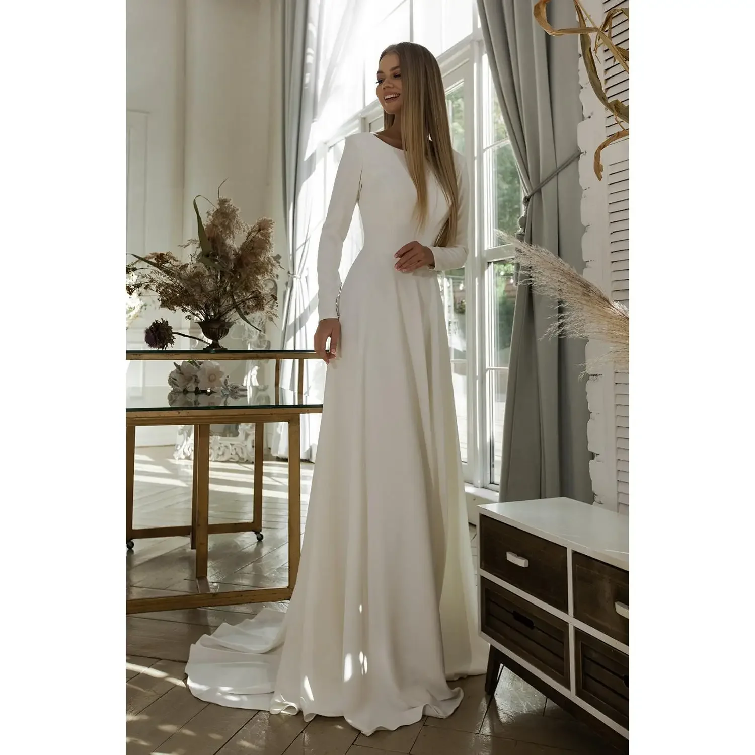 Customized Soft Ivory Satin A-Line Wedding Dresses Chapel Train Long Sleeves Floor-Length Bridal Gowns vestidos de novia
Customized Soft Ivory Satin A-Line Wedding Dresses Chapel Train Long Sleeves Floor-Length Bridal Gowns vestidos de novia
