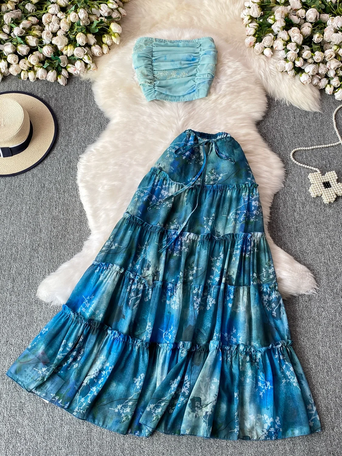 Vacation Style High Waist Gauze Ruffle Top And Long Skirt Set Slimming Fairy Dream Print Floral Embroidery Short Sleeve Women...
Vacation Style High Waist Gauze Ruffle Top And Long Skirt Set Slimming Fairy Dream Print Floral Embroidery Short Sleeve Women...