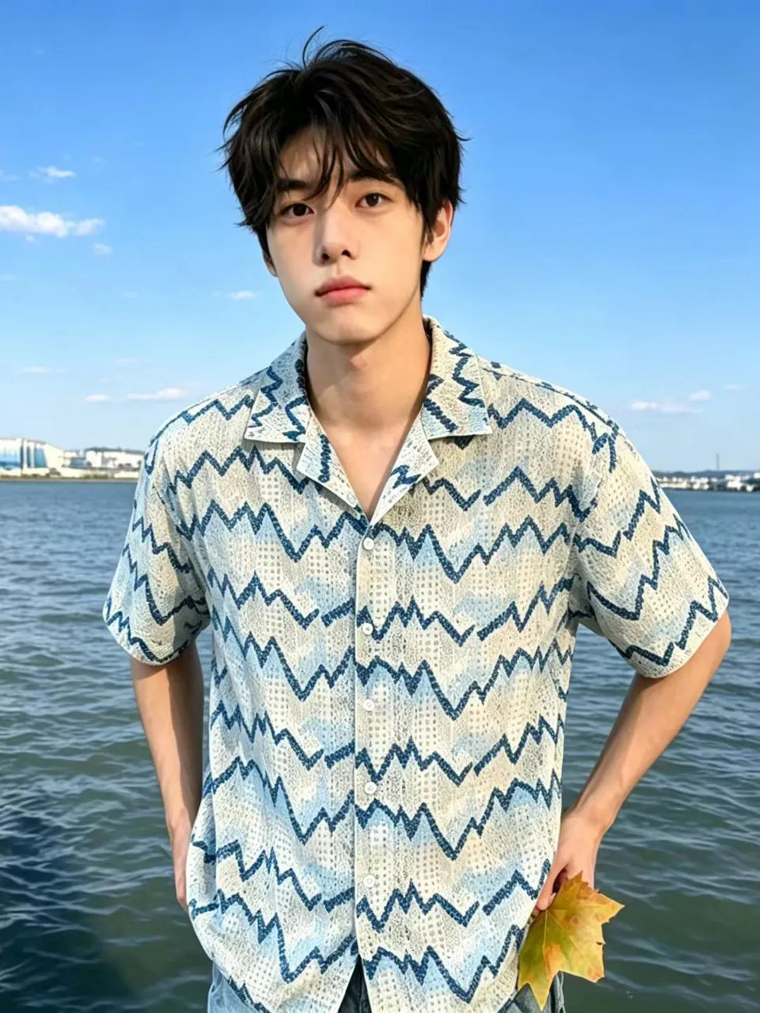 Lightweight Hollow out Cuban Collar Short Sleeve Shirt Men's Wave Pattern Dyed Shirt Breathable Summer Casual Style Outerwear
Lightweight Hollow out Cuban Collar Short Sleeve Shirt Men's Wave Pattern Dyed Shirt Breathable Summer Casual Style Outerwear