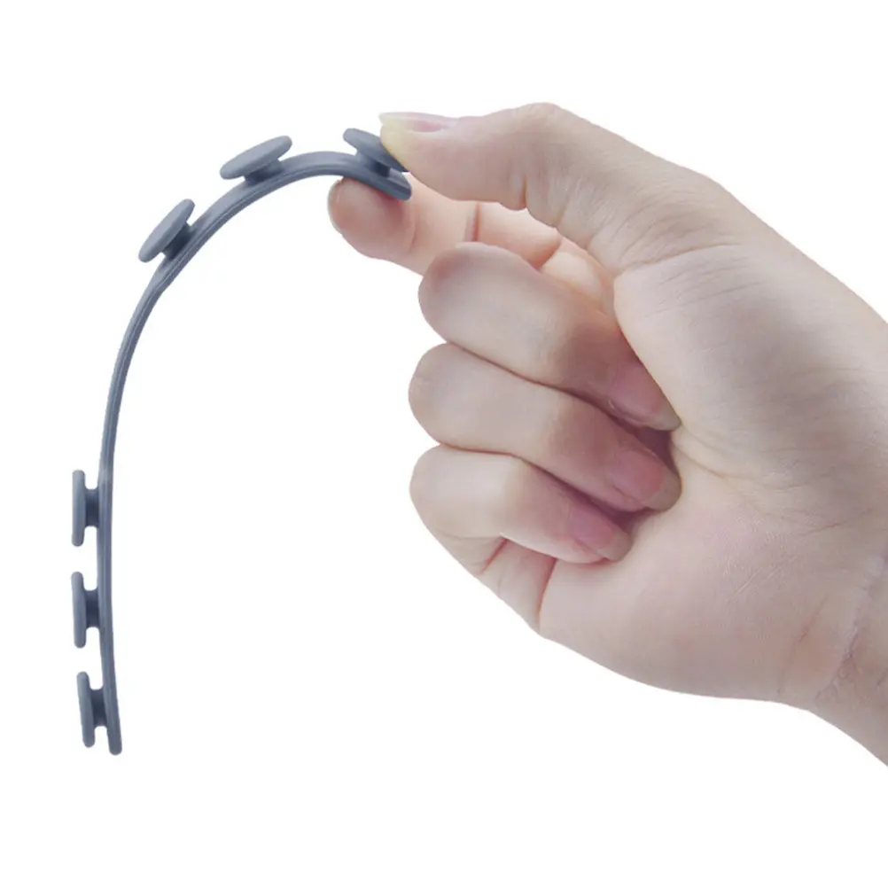 8Pcs Silicone Ear Saver Mask Hook Adjustable Extension Buckle for Comfortable Wear Reusable Non-Slip Ear Protector for Men Women
8Pcs Silicone Ear Saver Mask Hook Adjustable Extension Buckle for Comfortable Wear Reusable Non-Slip Ear Protector for Men Women