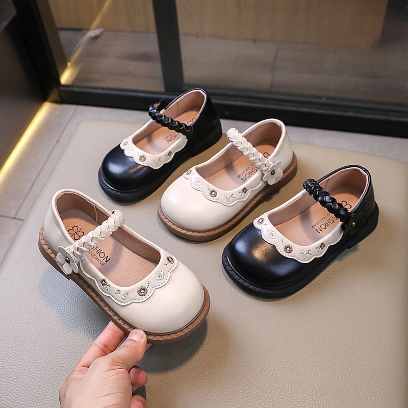 Children's Leather Shoes Sweet Embroidery Princess Shoes for Girls Fashion Spring Autumn Kids Causal Flower Flat Shoes Versatile
Children's Leather Shoes Sweet Embroidery Princess Shoes for Girls Fashion Spring Autumn Kids Causal Flower Flat Shoes Versatile