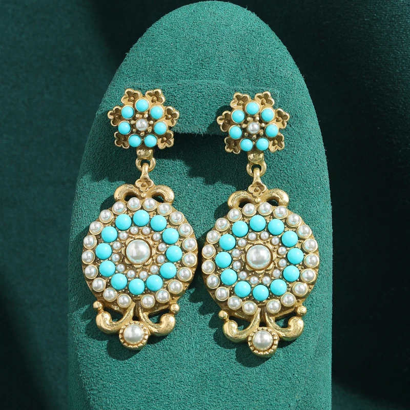 Vintage Pearl Turquoise Drop Earring Exaggerated Style Pendent Natural Stone Flower Antique Gold Plated Jewelry Women Engagement
Vintage Pearl Turquoise Drop Earring Exaggerated Style Pendent Natural Stone Flower Antique Gold Plated Jewelry Women Engagement