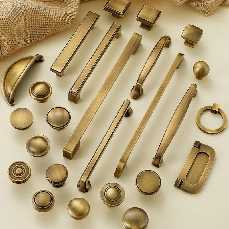 Скандинавские винтажные латунные мебельные ручки, бронзовые ручки для шкафа и дверные ручки, кухонная фурнитура, ручки для шкафа, аксессуары для дома
Скандинавские винтажные латунные мебельные ручки, бронзовые ручки для шкафа и дверные ручки, кухонная фурнитура, ручки для шкафа, аксессуары для дома
