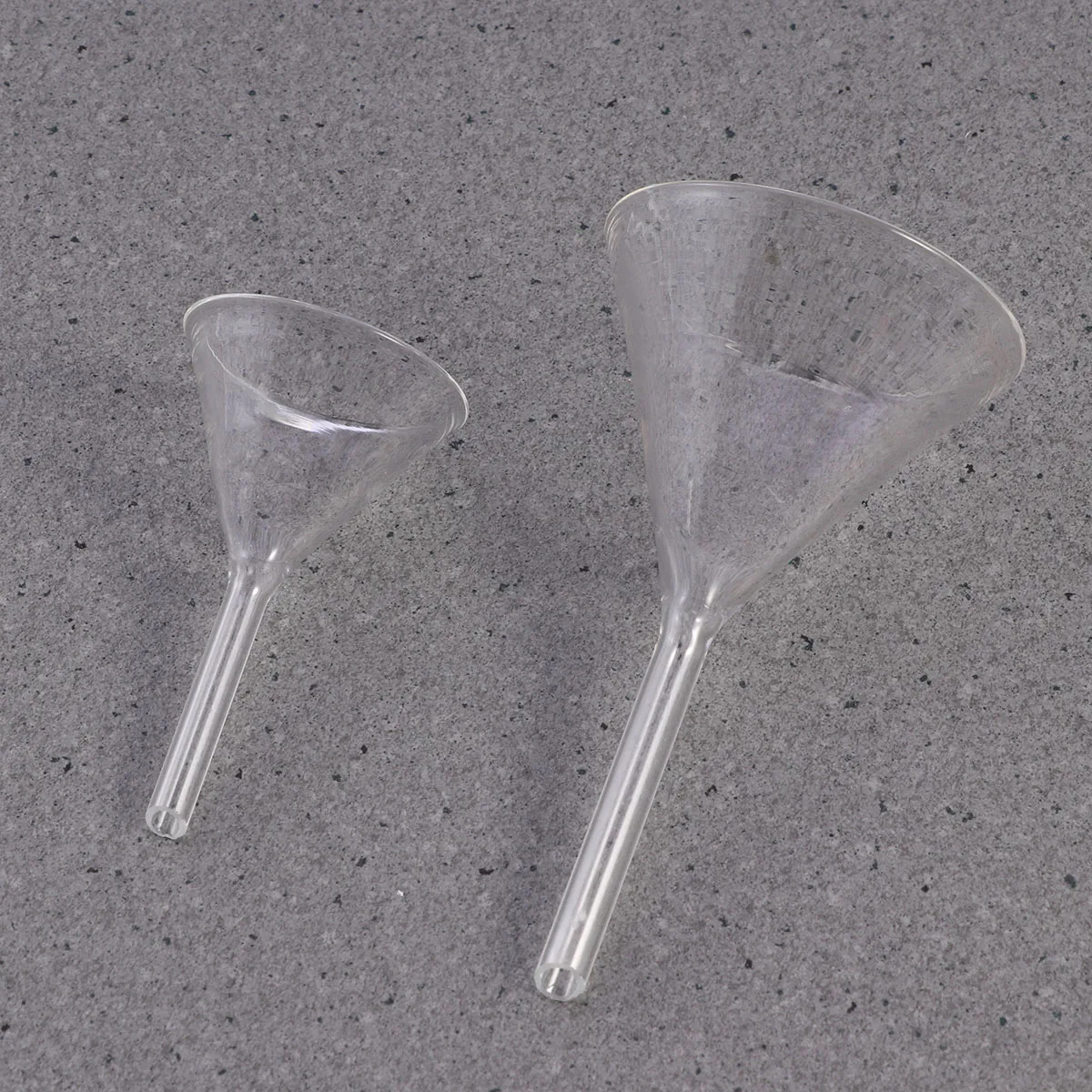 5Pcs Triangle Funnel Glass Material 50Mm Solid Feeding Funnel for Chemistry Experiments Professional Labware Reusable Liquid Or
5Pcs Triangle Funnel Glass Material 50Mm Solid Feeding Funnel for Chemistry Experiments Professional Labware Reusable Liquid Or