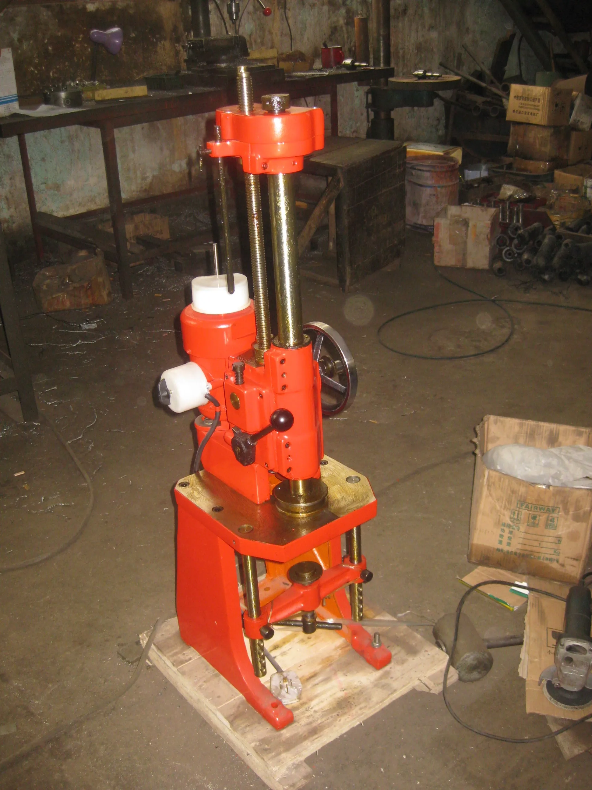 T807 Good Quality Small Size Vertical Cylinder Boring Machine Form Motorcycle for Metal Processing
T807 Good Quality Small Size Vertical Cylinder Boring Machine Form Motorcycle for Metal Processing