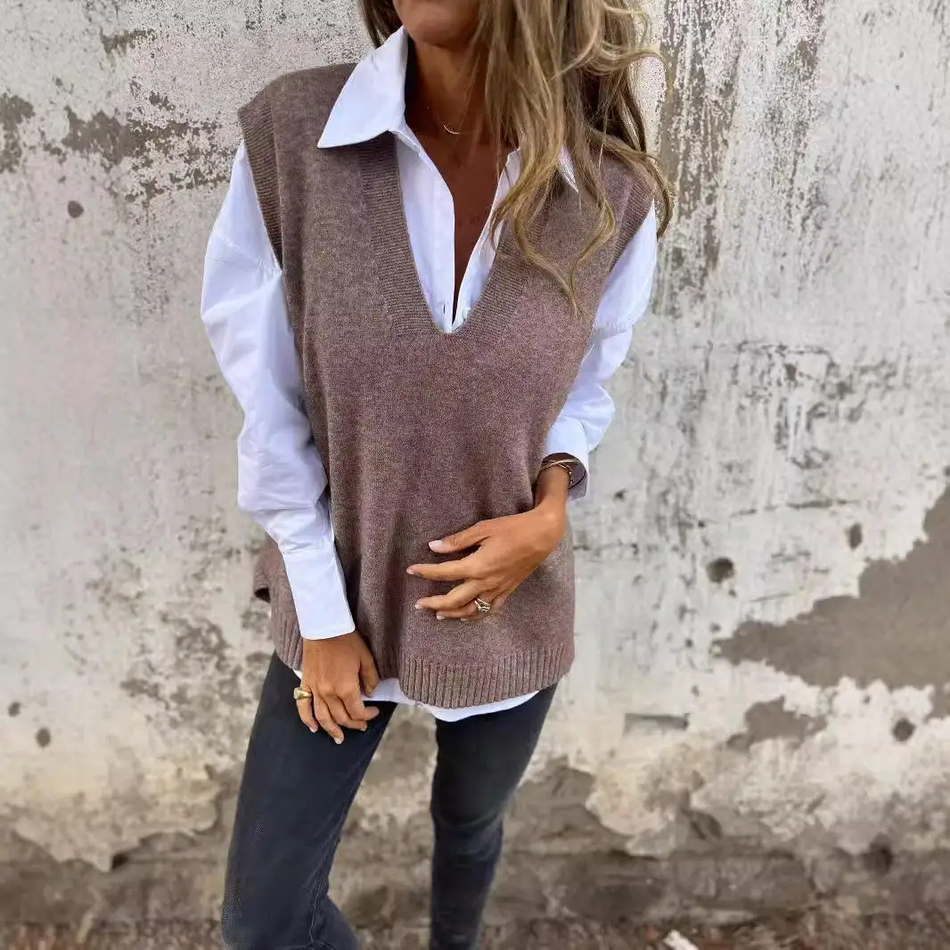 Basic Knitted Pure Color V-Neck Sweater Vest Casual Autumn Winter Women's Fashion Inner Wear Short Length Stocking Model
Basic Knitted Pure Color V-Neck Sweater Vest Casual Autumn Winter Women's Fashion Inner Wear Short Length Stocking Model