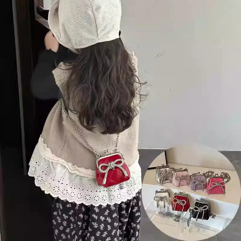 Little Girl's Mini Chain Crossbody Bag New Women's Plaid Bow Clip Buckle Coin Purse Exquisite Compact Headphone Storage Handbag
Little Girl's Mini Chain Crossbody Bag New Women's Plaid Bow Clip Buckle Coin Purse Exquisite Compact Headphone Storage Handbag