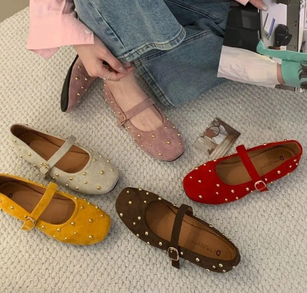 2026 летние женские туфли Мэри Джейн, модные замшевые классические ретро повседневные балетки с мягкой подошвой, удобные женские туфли на плоской подошве
2026 летние женские туфли Мэри Джейн, модные замшевые классические ретро повседневные балетки с мягкой подошвой, удобные женские туфли на плоской подошве