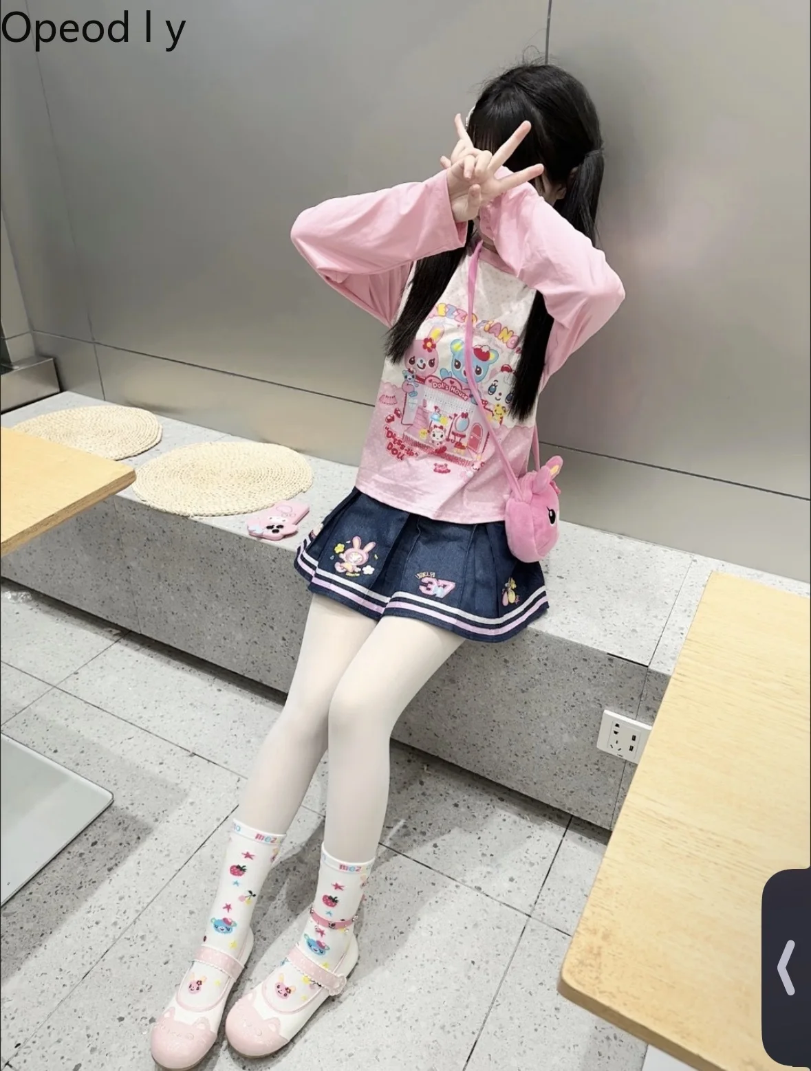 Japanese Original Sweet Cute Childlike Long-sleeved T-shirt Top 2026 Spring Summer New Kawaii Cartoon Print Lolita Girl Suit
Japanese Original Sweet Cute Childlike Long-sleeved T-shirt Top 2026 Spring Summer New Kawaii Cartoon Print Lolita Girl Suit