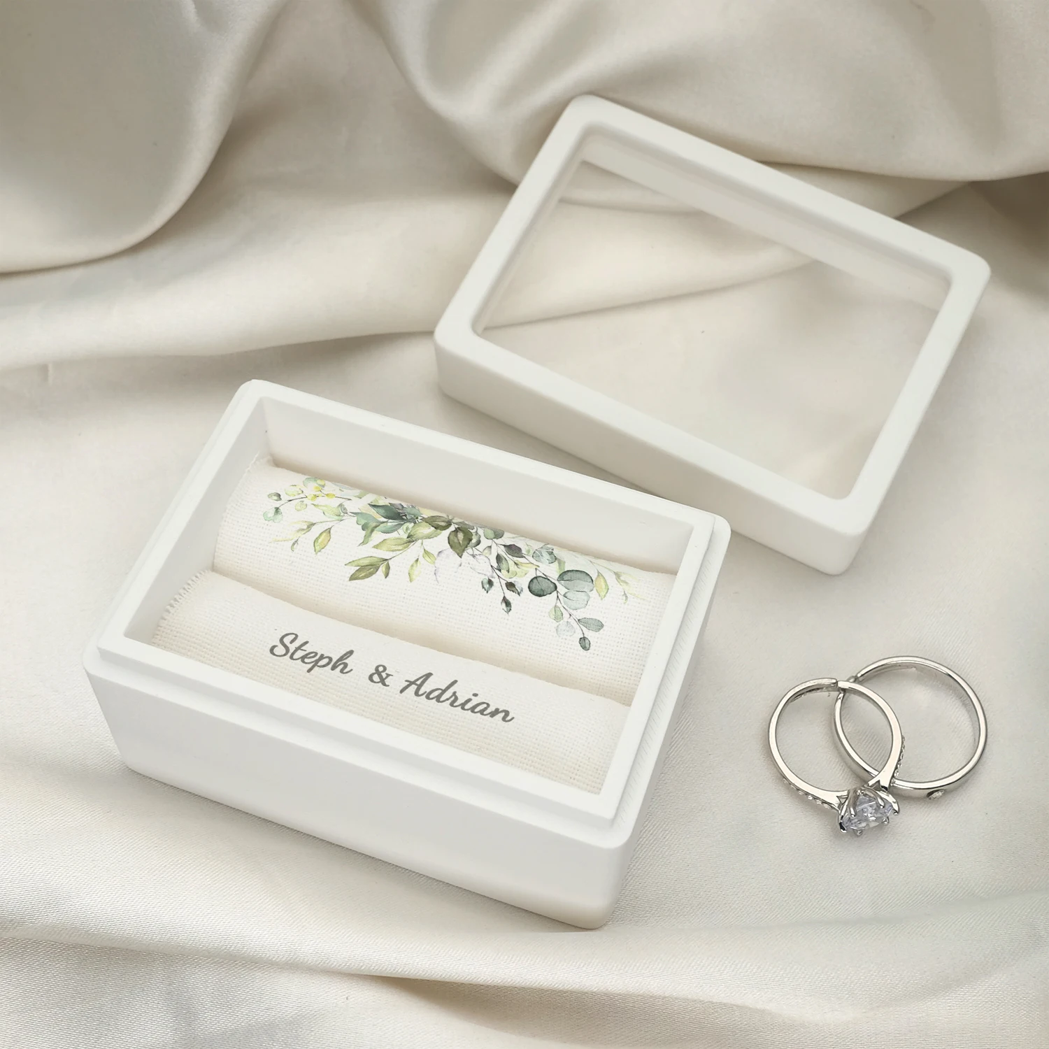 Personalized Wedding Ring Box,Custom Engraved Name for Wedding Ceremony,Proposal Ring box ,Custom Names & Date
Personalized Wedding Ring Box,Custom Engraved Name for Wedding Ceremony,Proposal Ring box ,Custom Names & Date