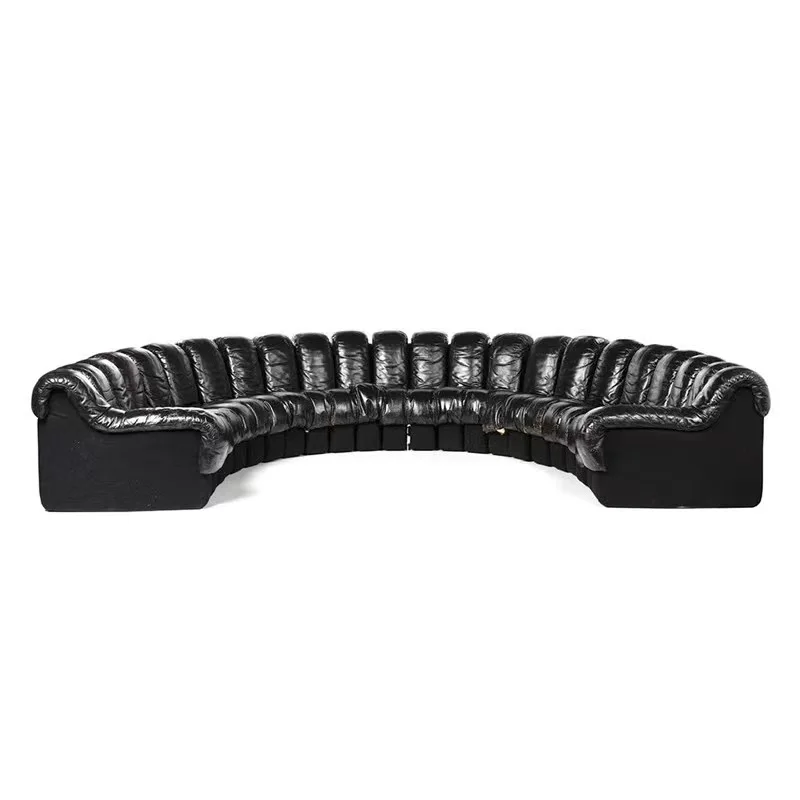 Italian light luxury, curved fabric sofa hotel sales office reception to negotiate special-shaped snake sofa
Italian light luxury, curved fabric sofa hotel sales office reception to negotiate special-shaped snake sofa