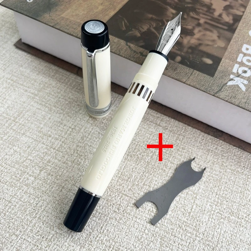 Перьевая ручка WingSung 930 из смолы и поршня — перо Larege No 9 Iraurita F/M/B с золотой/серебряной отделкой, роскошный бизнес-подарок с гаечным ключом
Перьевая ручка WingSung 930 из смолы и поршня — перо Larege No 9 Iraurita F/M/B с золотой/серебряной отделкой, роскошный бизнес-подарок с гаечным ключом