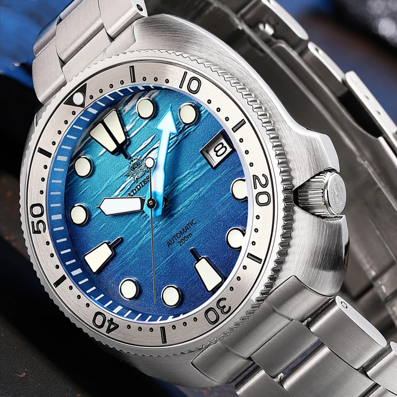 ADDIESDIVE Luminous Automatic Watches for Men NH35 Sapphire Sea Dial Blue Mechanical Watch Stainless Steel Waterproof Dive Watch
ADDIESDIVE Luminous Automatic Watches for Men NH35 Sapphire Sea Dial Blue Mechanical Watch Stainless Steel Waterproof Dive Watch