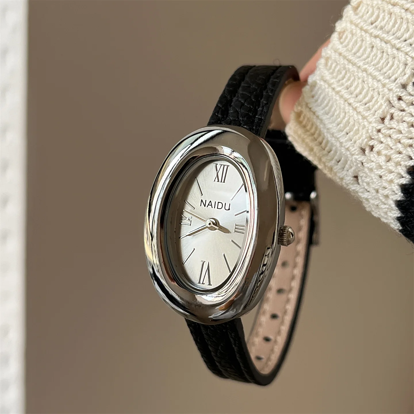 Elegant Oval Dial Women Watch Casual Leather Band Analog Quartz Wristwatch Fashion Female Daily Wear Reloj De Mujer Dropshipping
Elegant Oval Dial Women Watch Casual Leather Band Analog Quartz Wristwatch Fashion Female Daily Wear Reloj De Mujer Dropshipping