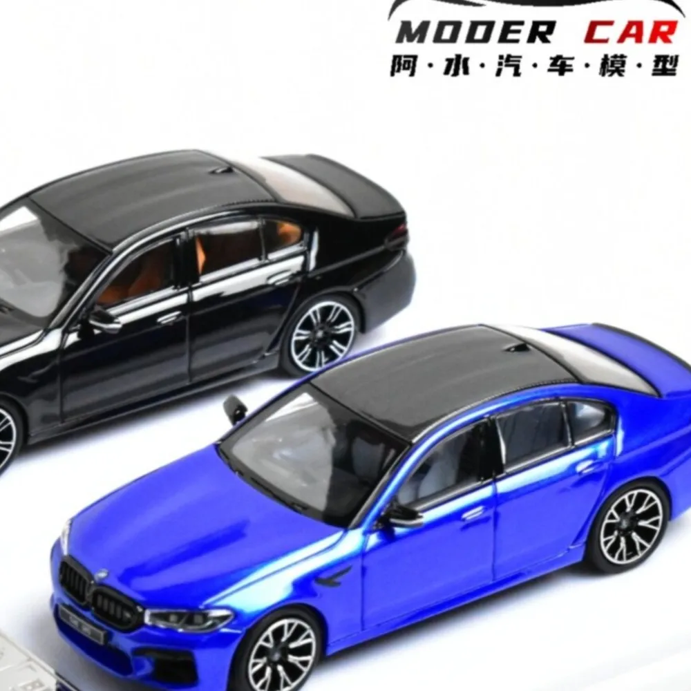 Howie Model HM 1:64 M5 F90 Diecast Model Car
Howie Model HM 1:64 M5 F90 Diecast Model Car