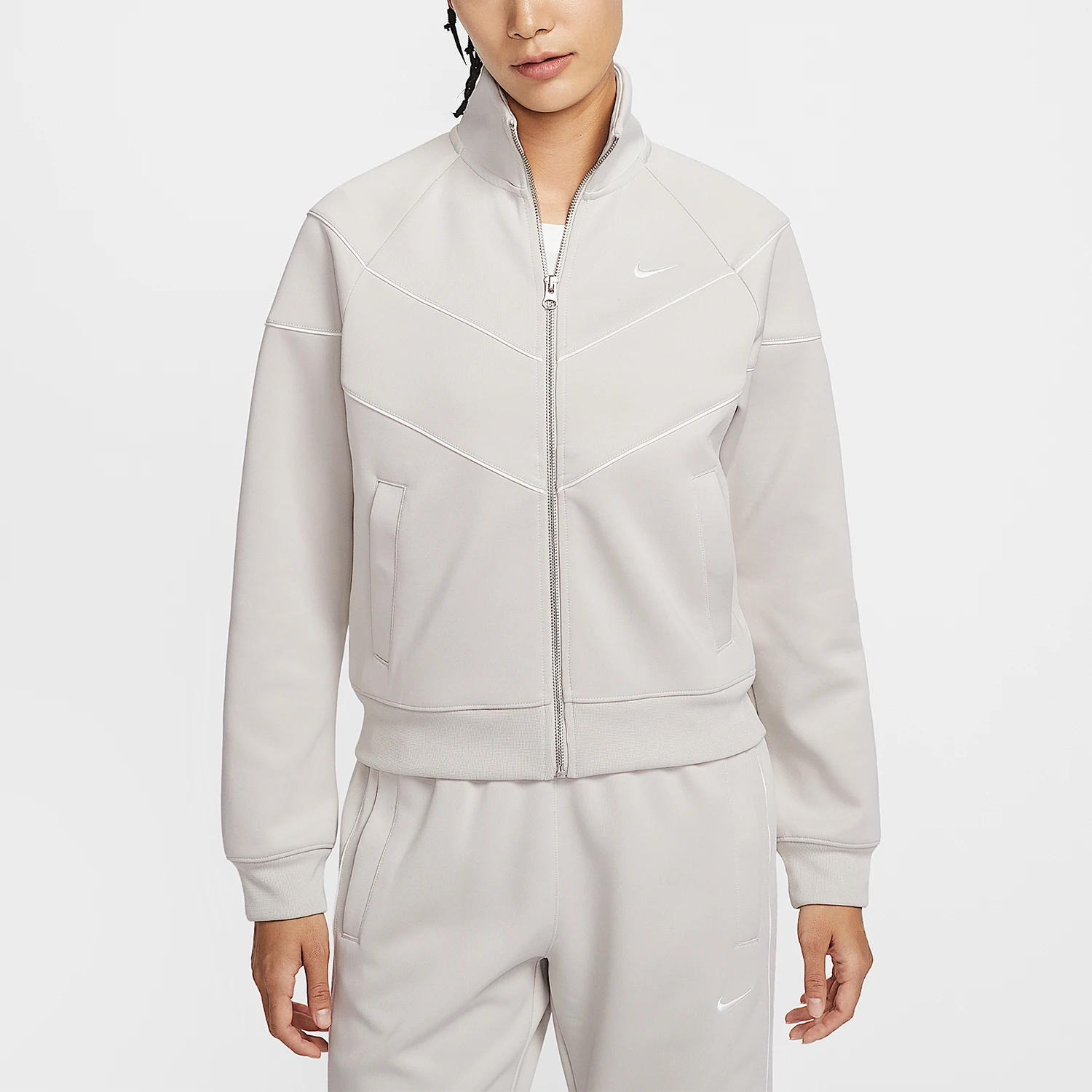 Nike Womens Winter Round Neck Embroidered Knit Jacket HJ0976-072
Nike Womens Winter Round Neck Embroidered Knit Jacket HJ0976-072