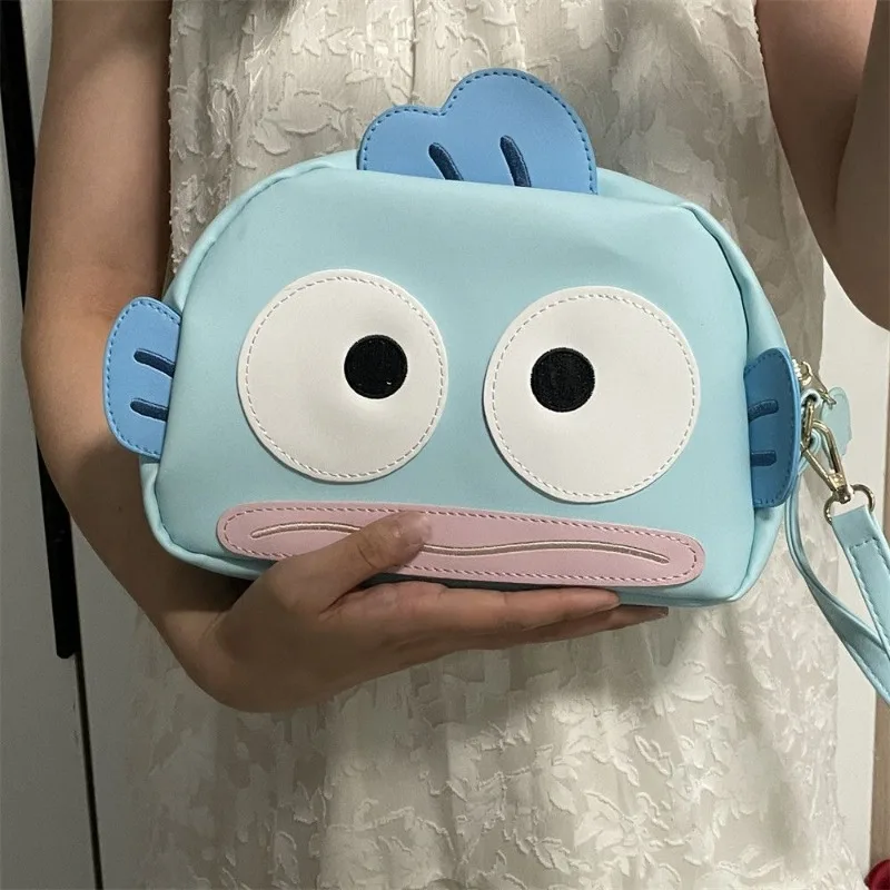 Hangyodon Bag High-capacity Cartoon Delicate Practical Personality Zipper Storage Bag Trend Fashion Travel Cute Cosmetic Bag PU
Hangyodon Bag High-capacity Cartoon Delicate Practical Personality Zipper Storage Bag Trend Fashion Travel Cute Cosmetic Bag PU