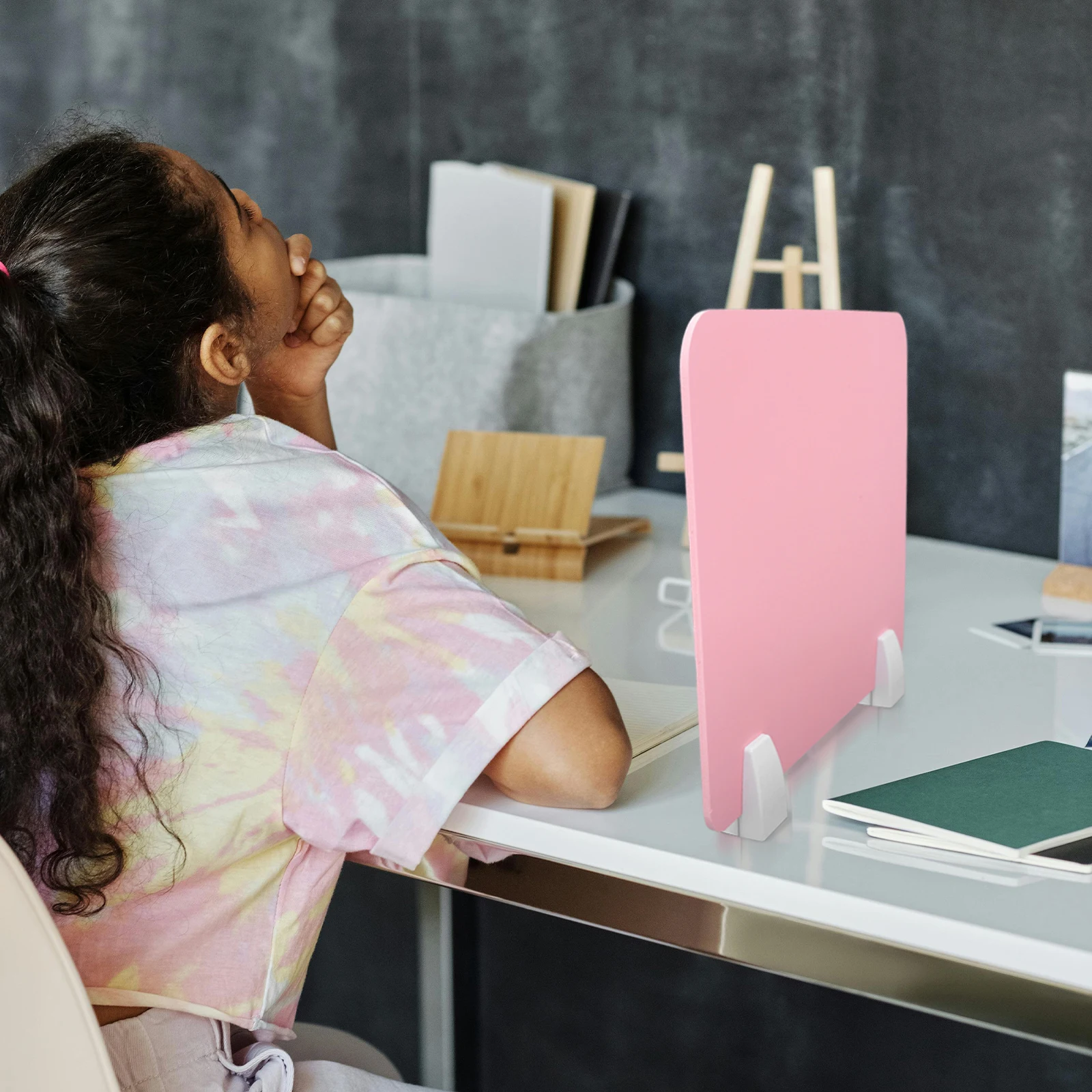 1Set Classroom Desk Divider Protective Sneeze Guard Privacy Board Barrier Lightweight PVC Privacy Board for Students 
1Set Classroom Desk Divider Protective Sneeze Guard Privacy Board Barrier Lightweight PVC Privacy Board for Students