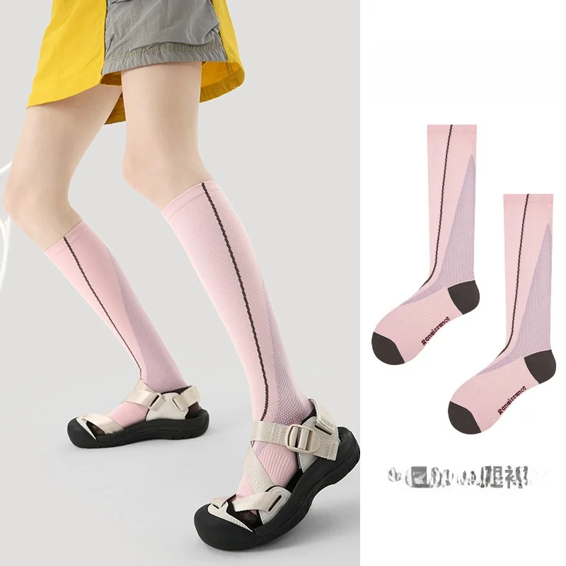 Women's Running Compression Socks Mid-Calf Sports Socks Cycling Pressure Yoga Fitness Sports Socks Breathable Mesh Design
Women's Running Compression Socks Mid-Calf Sports Socks Cycling Pressure Yoga Fitness Sports Socks Breathable Mesh Design