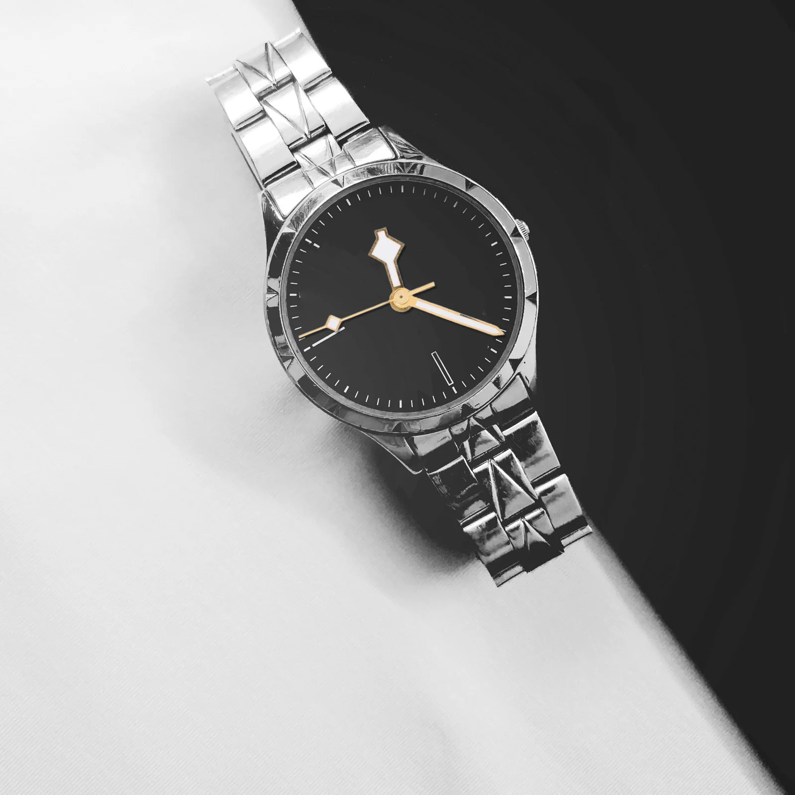 3Pcs Green Luminous Watch Hands Glow in The Dark Mechanical Hour Minute Second Replacement for Japanese Automatic Movement
3Pcs Green Luminous Watch Hands Glow in The Dark Mechanical Hour Minute Second Replacement for Japanese Automatic Movement