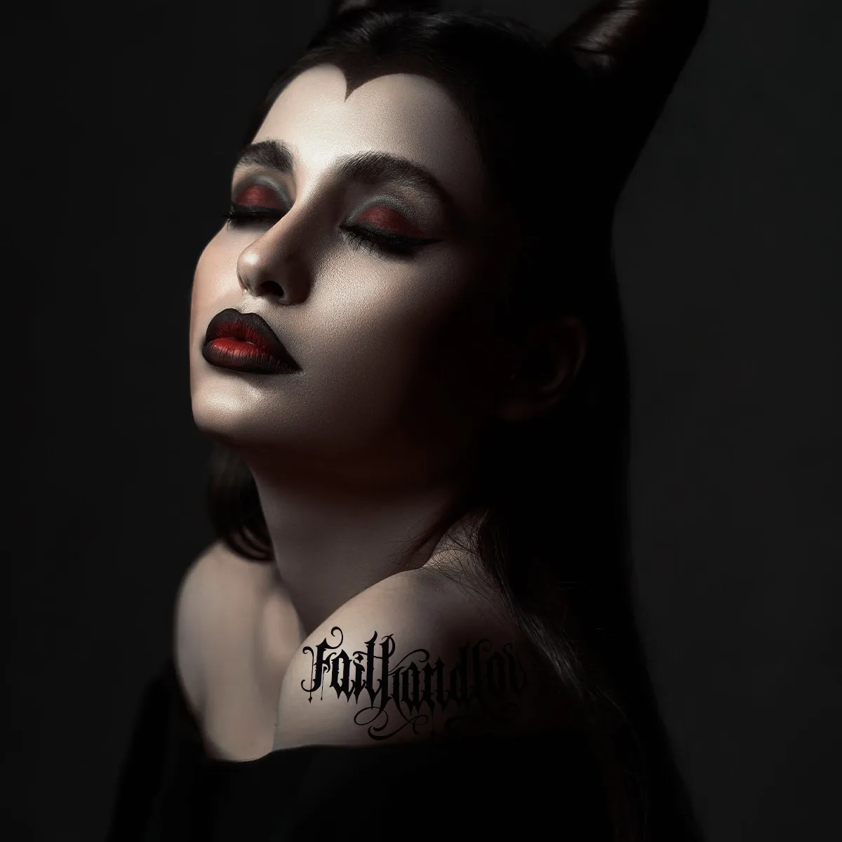 2Pcs Waterproof Halloween Tattoos Stickers Body Neck Chest Horror Decals EcoFriendly Removable Cover Scars Gift
2Pcs Waterproof Halloween Tattoos Stickers Body Neck Chest Horror Decals EcoFriendly Removable Cover Scars Gift