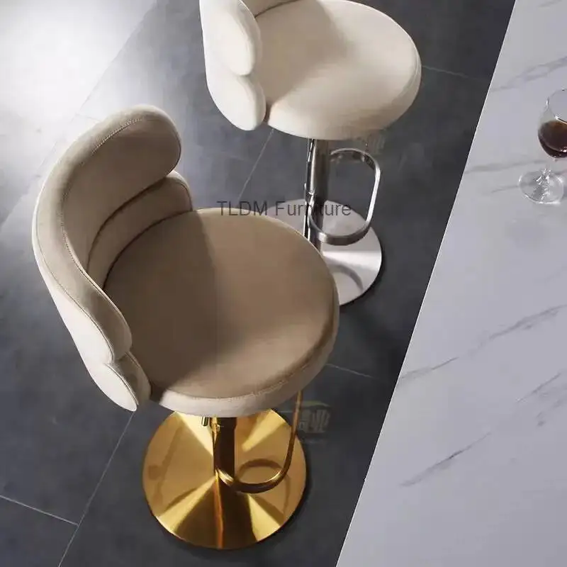 Modern Height-adjustable Bar Stools Gold-plated Metal Frame Upholstered Bar Stools Swivel Bar Stool Suitable for Kitchen Islands
Modern Height-adjustable Bar Stools Gold-plated Metal Frame Upholstered Bar Stools Swivel Bar Stool Suitable for Kitchen Islands
