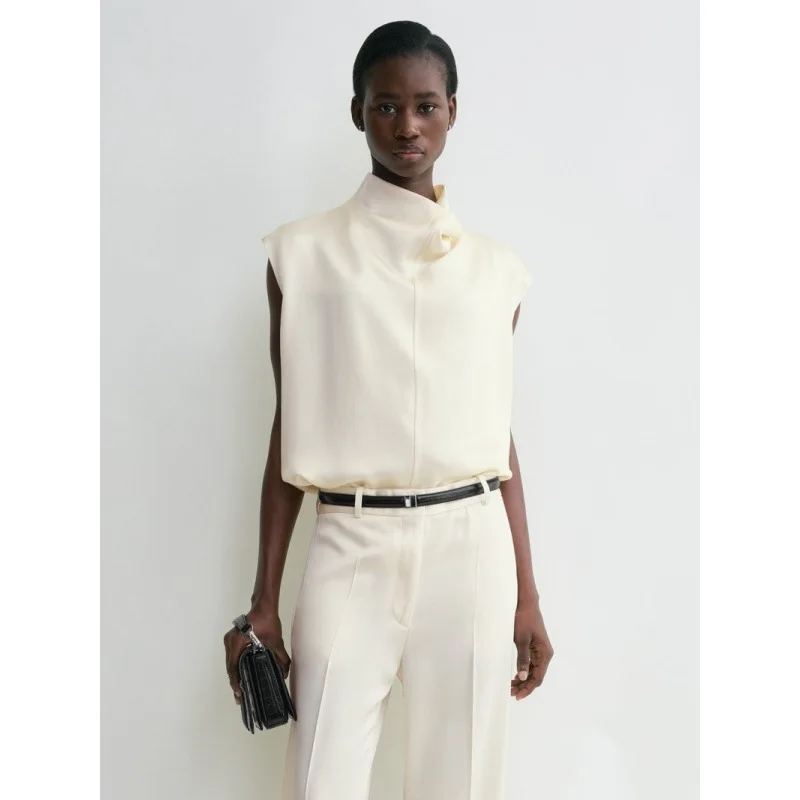 Loose Satin Sleeveless Shirt Women's Spring Summer New Style Simple Commute Style Overhead Shirt Casual Fashion Ladies' Shirt
Loose Satin Sleeveless Shirt Women's Spring Summer New Style Simple Commute Style Overhead Shirt Casual Fashion Ladies' Shirt