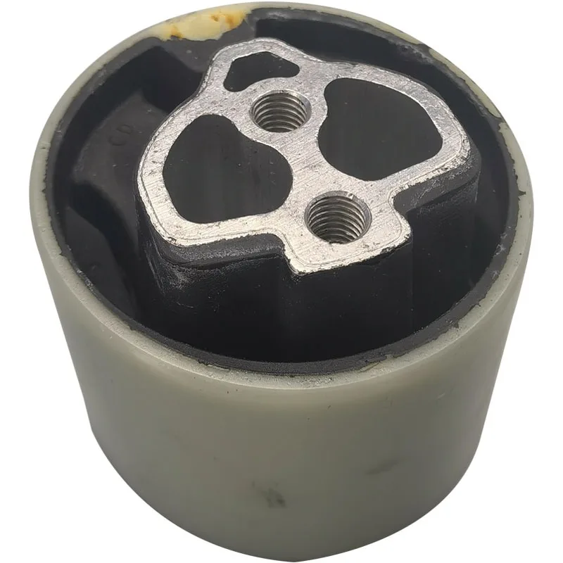 7L0 399 249 B резиновая прокладка коробки передач 7L0 399 249B для Audi Q7 для VW Touareg
7L0 399 249 B резиновая прокладка коробки передач 7L0 399 249B для Audi Q7 для VW Touareg