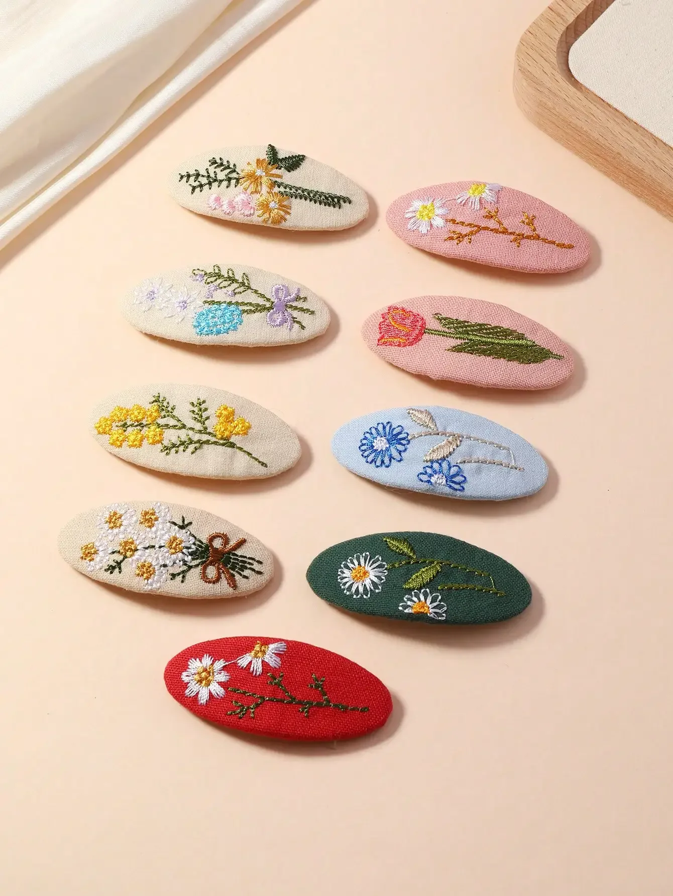 9pcs/Set Colorful Embroidered Flower Hair Clips And Pins, Sweet Cute BB Bangs Hair Clips, Suitable For Daily Wear Claw Clips Hair Claws Hair Barrettes, School Stuff, Vacation Outfits Woman, Hair Accessories, Head Accessories, Hair Accessories For Women
9pcs/Set Colorful Embroidered Flower Hair Clips And Pins, Sweet Cute BB Bangs Hair Clips, Suitable For Daily Wear Claw Clips Hair Claws Hair Barrettes, School Stuff, Vacation Outfits Woman, Hair Accessories, Head Accessories, Hair Accessories For Women