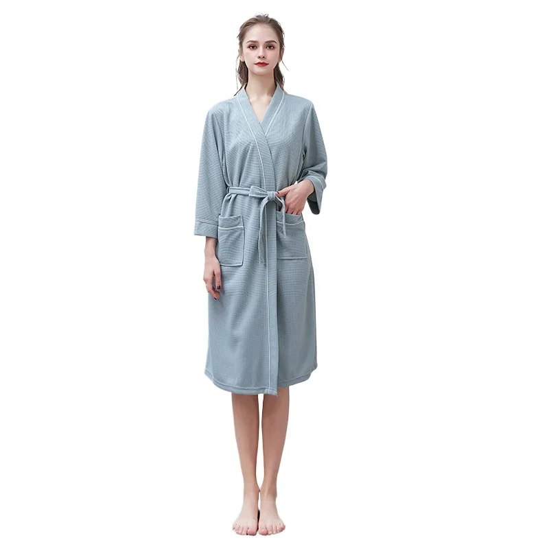 Four Season Commuting Nightgown, Women's Summer Plus Size, Waffle Style Couple Bathrobe, Seven Quarter Sleeved Pajamas
Four Season Commuting Nightgown, Women's Summer Plus Size, Waffle Style Couple Bathrobe, Seven Quarter Sleeved Pajamas