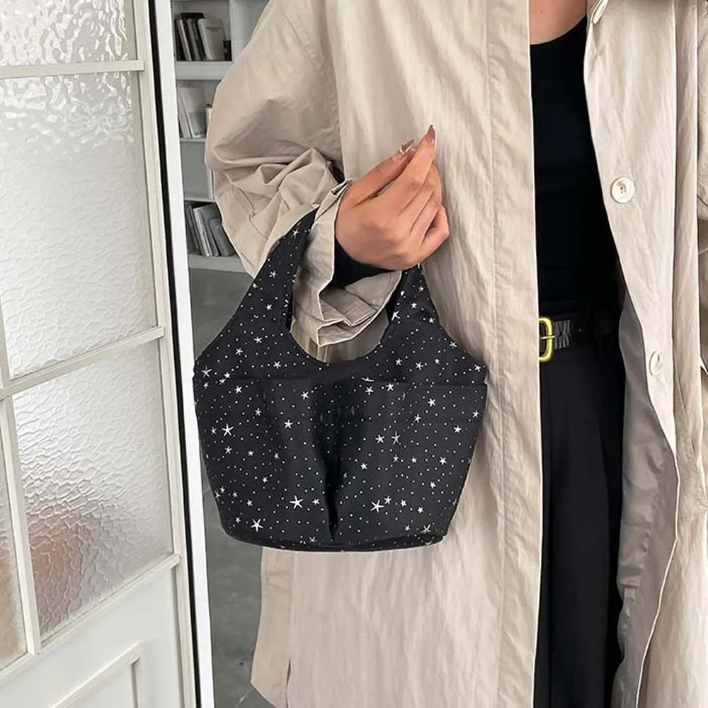 Versatile Bow Printed Mini Handbag Magnetic Button Large Capacity Multi-pockets Small Tote Multi-function Polyester
Versatile Bow Printed Mini Handbag Magnetic Button Large Capacity Multi-pockets Small Tote Multi-function Polyester