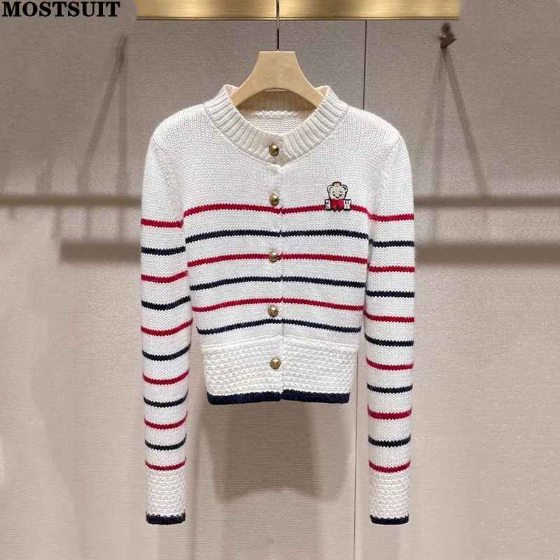 2025 Autumn Winter Women Sweater Cardigan Bear Embroidered Striped Knitted Long Sleeve Single-breasted Tops Knitwear Jumpers
2025 Autumn Winter Women Sweater Cardigan Bear Embroidered Striped Knitted Long Sleeve Single-breasted Tops Knitwear Jumpers