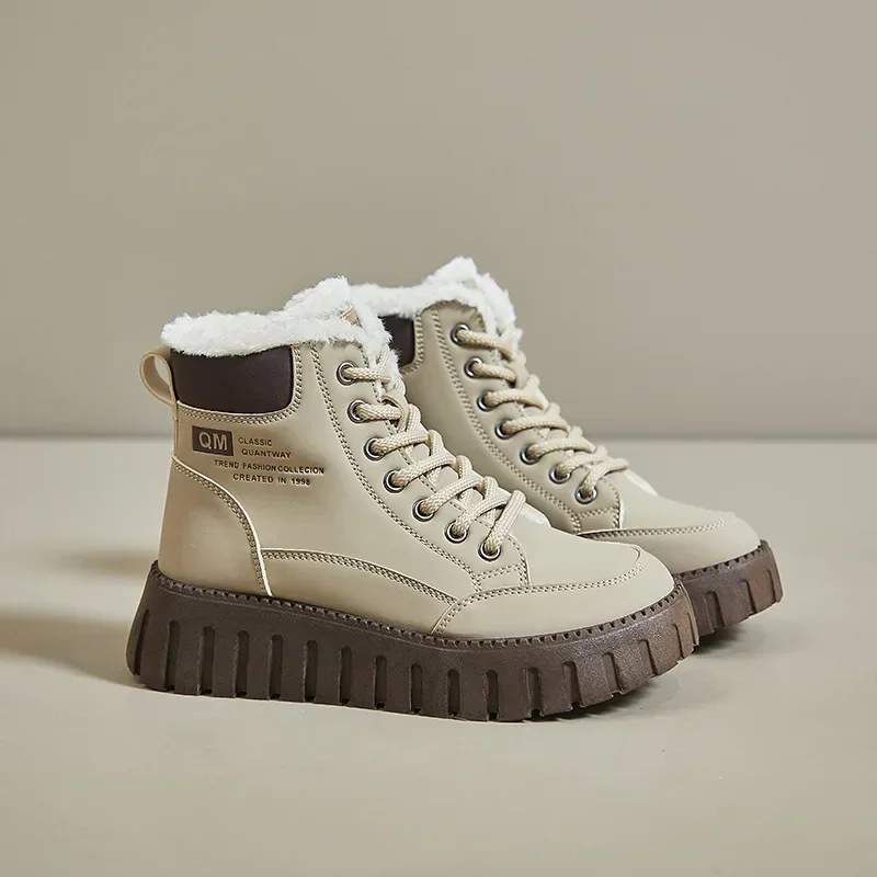 New High Top Women Plush Warm Student Cotton Shoes Thick Soled Lace Up Height Increasing Cotton Women's Boots 2025 Winter
New High Top Women Plush Warm Student Cotton Shoes Thick Soled Lace Up Height Increasing Cotton Women's Boots 2025 Winter