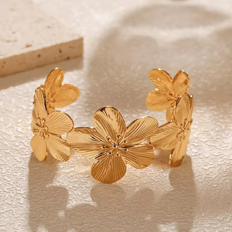 C-Shaped Gold Color Butterfly Flower Bracelet Cuff Bangle Summer Beach Fashion Vacation Accessory Women Gift
C-Shaped Gold Color Butterfly Flower Bracelet Cuff Bangle Summer Beach Fashion Vacation Accessory Women Gift