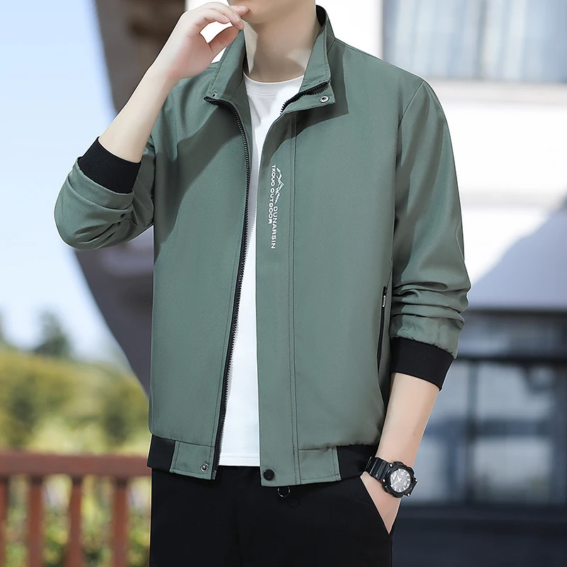 Fall/Winter 2024 New Casual Lapel Jacket Men's Young Stand Collar Zipper Long Sleeve Solid Color Plus Size Loose Jacket Trend
Fall/Winter 2024 New Casual Lapel Jacket Men's Young Stand Collar Zipper Long Sleeve Solid Color Plus Size Loose Jacket Trend