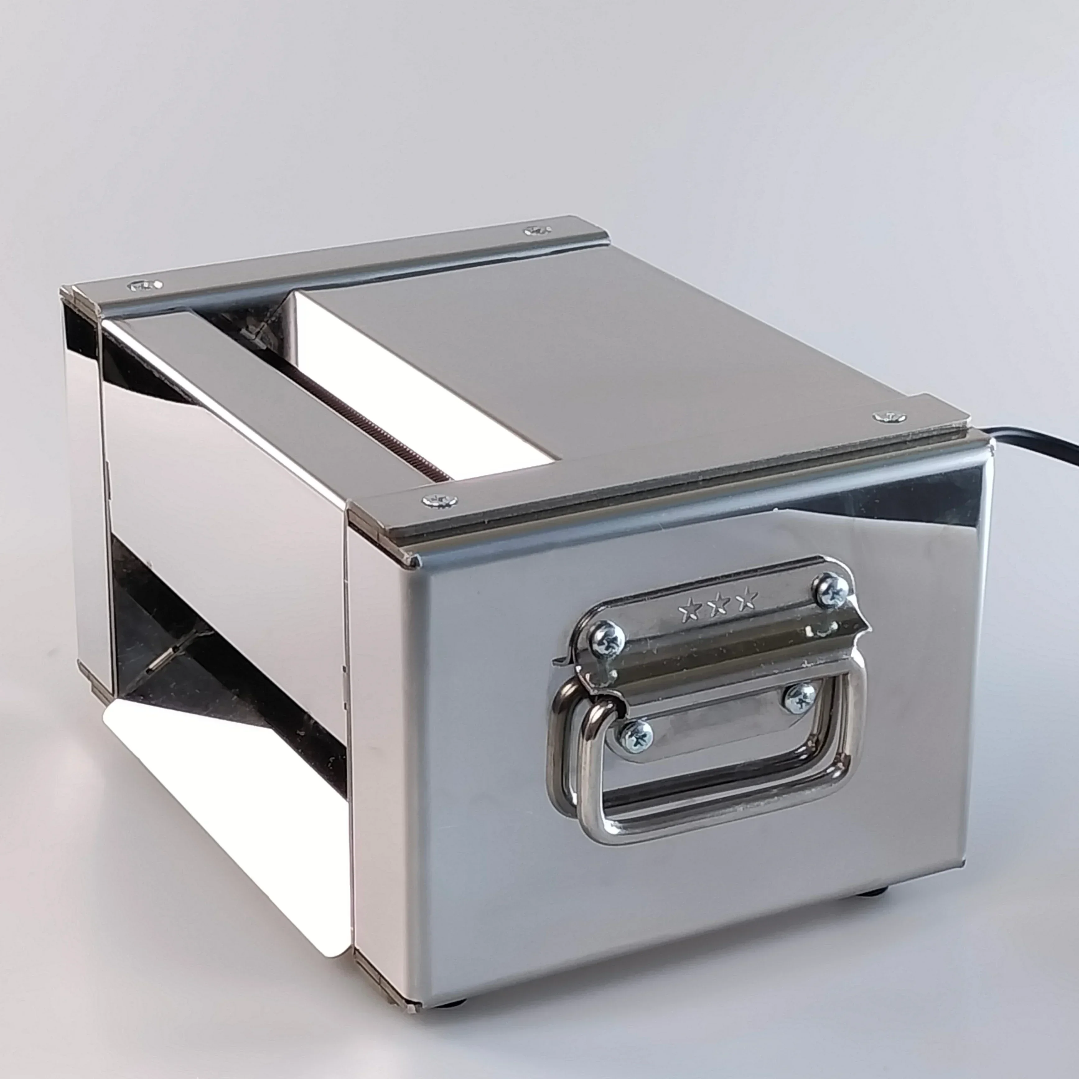 Small Electric Portable Fine Cut Cigarette Cutting Machine Tobacco Leaf Grinder with Good Quality Hot sales
Small Electric Portable Fine Cut Cigarette Cutting Machine Tobacco Leaf Grinder with Good Quality Hot sales