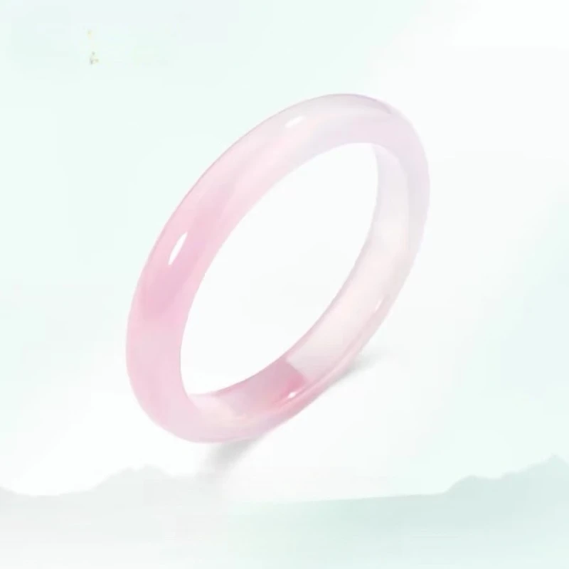 The New Ice-through Half-pink and Half-white Agate Bracelet Is Fashionable and Fresh for Girls.
The New Ice-through Half-pink and Half-white Agate Bracelet Is Fashionable and Fresh for Girls.