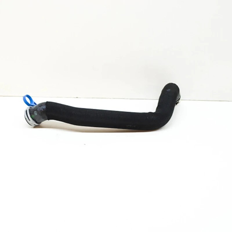 OEM 992121611A 992121612A Water tank upper pipe for Porsche CARRERA 992 GT3 992T
OEM 992121611A 992121612A Water tank upper pipe for Porsche CARRERA 992 GT3 992T