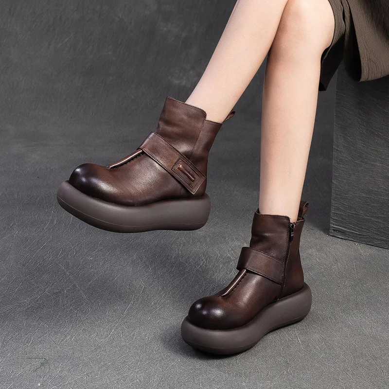 GKTINOO Genuine Leather Women Short Boots Retro Round Toe Shoes 2025 New Winter Handmade Soft Sole Flat Platform Boots
GKTINOO Genuine Leather Women Short Boots Retro Round Toe Shoes 2025 New Winter Handmade Soft Sole Flat Platform Boots
