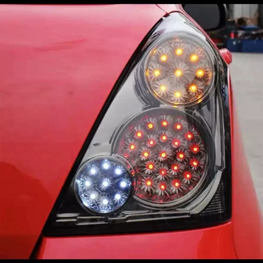For SUZUKI Swift Led tail light assembly rear driving lamp brake turn signal car accessories accesorios para auto
For SUZUKI Swift Led tail light assembly rear driving lamp brake turn signal car accessories accesorios para auto