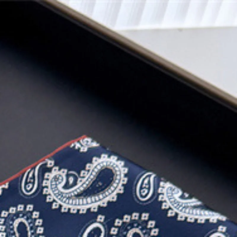 Женский шелковый шарф-платок с принтом, модный, роскошный, длинный, узкий, маленький, из шелка, для женщин, повязка на голову, головной убор
Женский шелковый шарф-платок с принтом, модный, роскошный, длинный, узкий, маленький, из шелка, для женщин, повязка на голову, головной убор