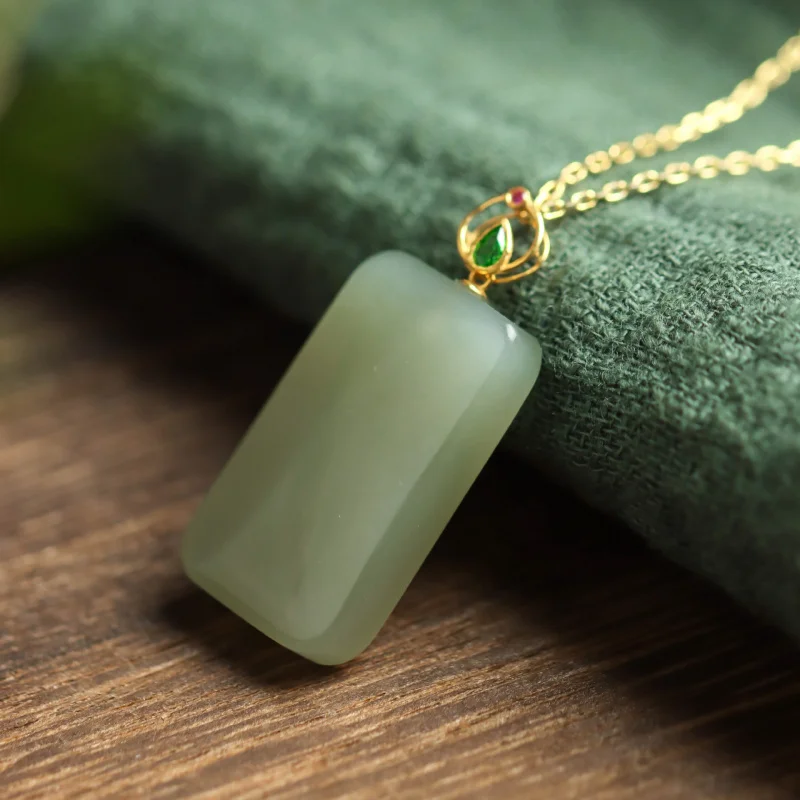 18K Gold Inlaid Hetian Gray Jade Lucky Pendant Safety-Blessing Card Women'S Necklace
18K Gold Inlaid Hetian Gray Jade Lucky Pendant Safety-Blessing Card Women'S Necklace