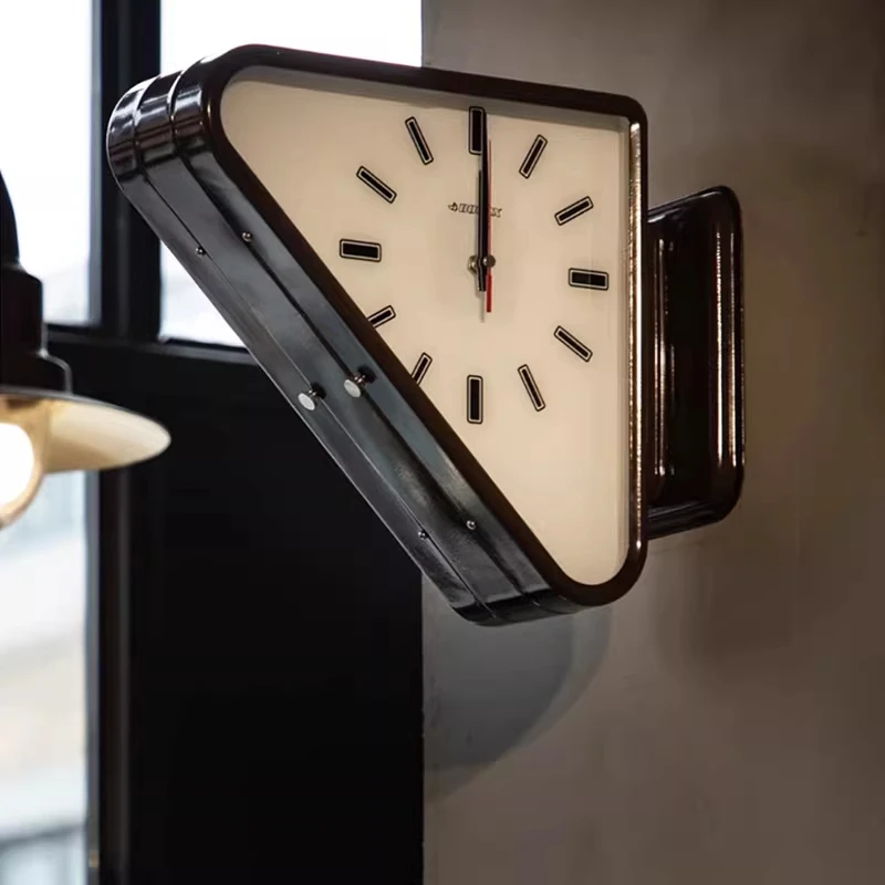 Metal Double-sided Triangular Wall Clock, Wall Silent Clock, Simple Wall Decoration
Metal Double-sided Triangular Wall Clock, Wall Silent Clock, Simple Wall Decoration