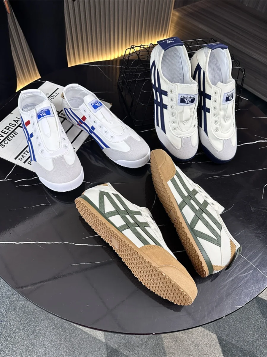 Fashionable Comfortable Men's Soft Bottom Casual Shoes Breathable Trendy Sneakers Spring Autumn Season round Toe Rubber Outsole
Fashionable Comfortable Men's Soft Bottom Casual Shoes Breathable Trendy Sneakers Spring Autumn Season round Toe Rubber Outsole