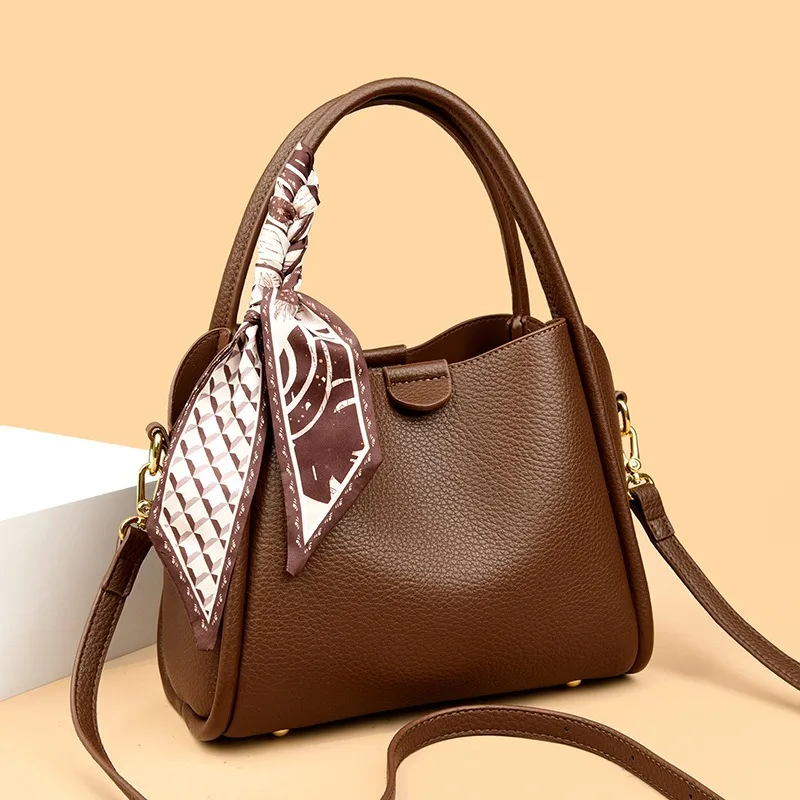 High-end women's handbag 2025 new niche bucket bag commuting versatile shoulder crossbody bag trendy women's bag
High-end women's handbag 2025 new niche bucket bag commuting versatile shoulder crossbody bag trendy women's bag
