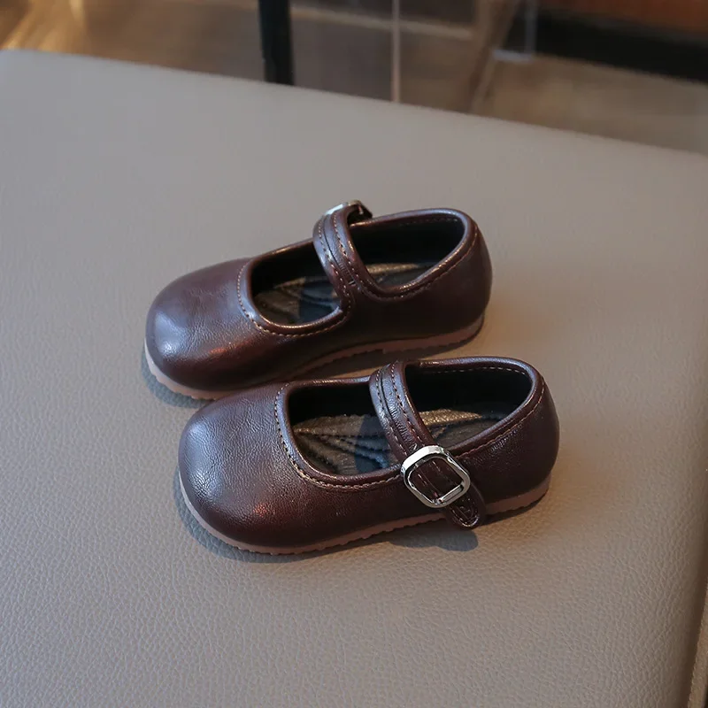 Весенне-осенние новые модные туфли для девочек из искусственной кожи, детские туфли-лоферы для принцесс с мягкой подошвой, легкие, для школы и повседневной носки
Весенне-осенние новые модные туфли для девочек из искусственной кожи, детские туфли-лоферы для принцесс с мягкой подошвой, легкие, для школы и повседневной носки