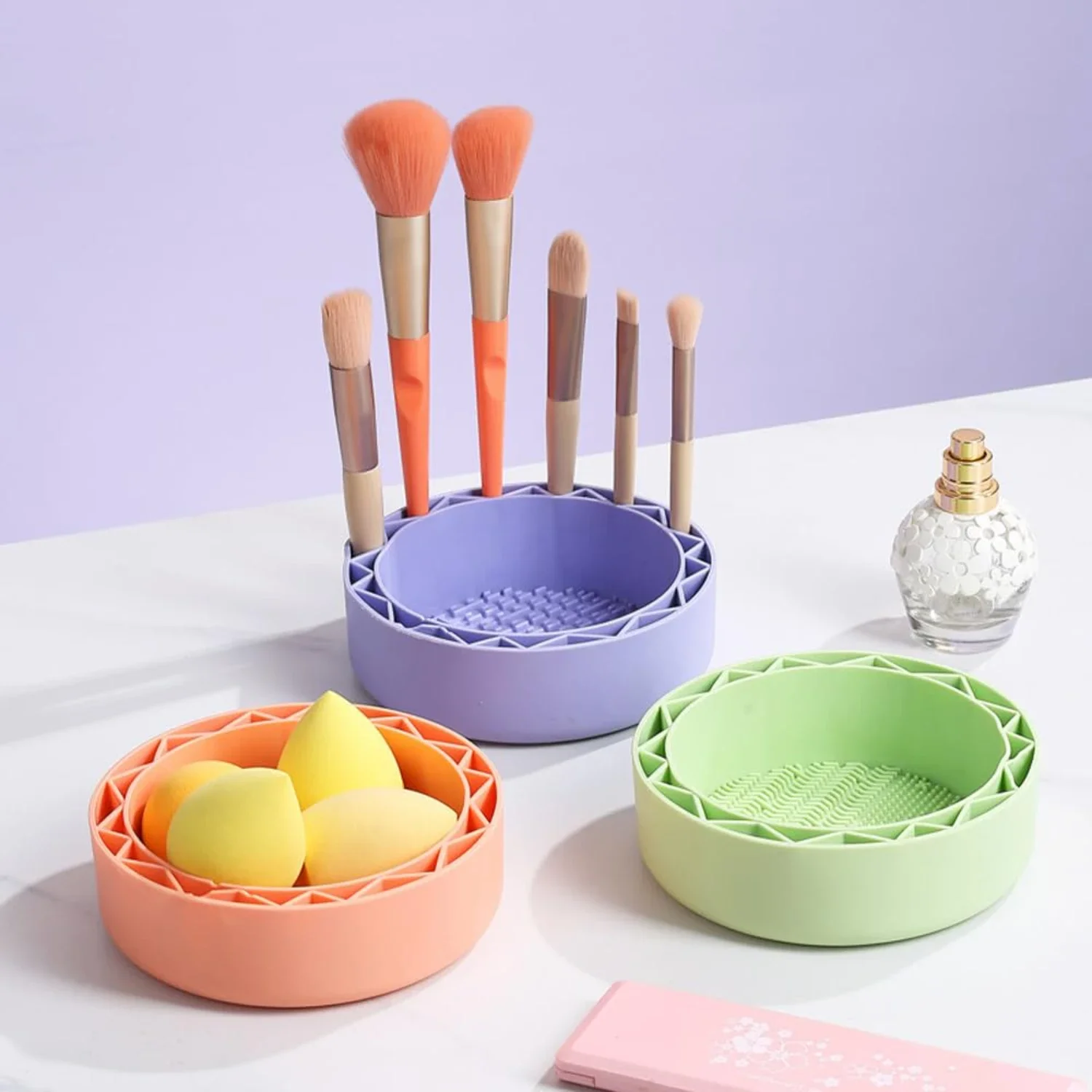 Convenient, Efficient, Ultimate Portable Makeup Brush Cleaner - Essential 3-in-1 Solution for Effortless and Quick Cleaning - Pr
Convenient, Efficient, Ultimate Portable Makeup Brush Cleaner - Essential 3-in-1 Solution for Effortless and Quick Cleaning - Pr