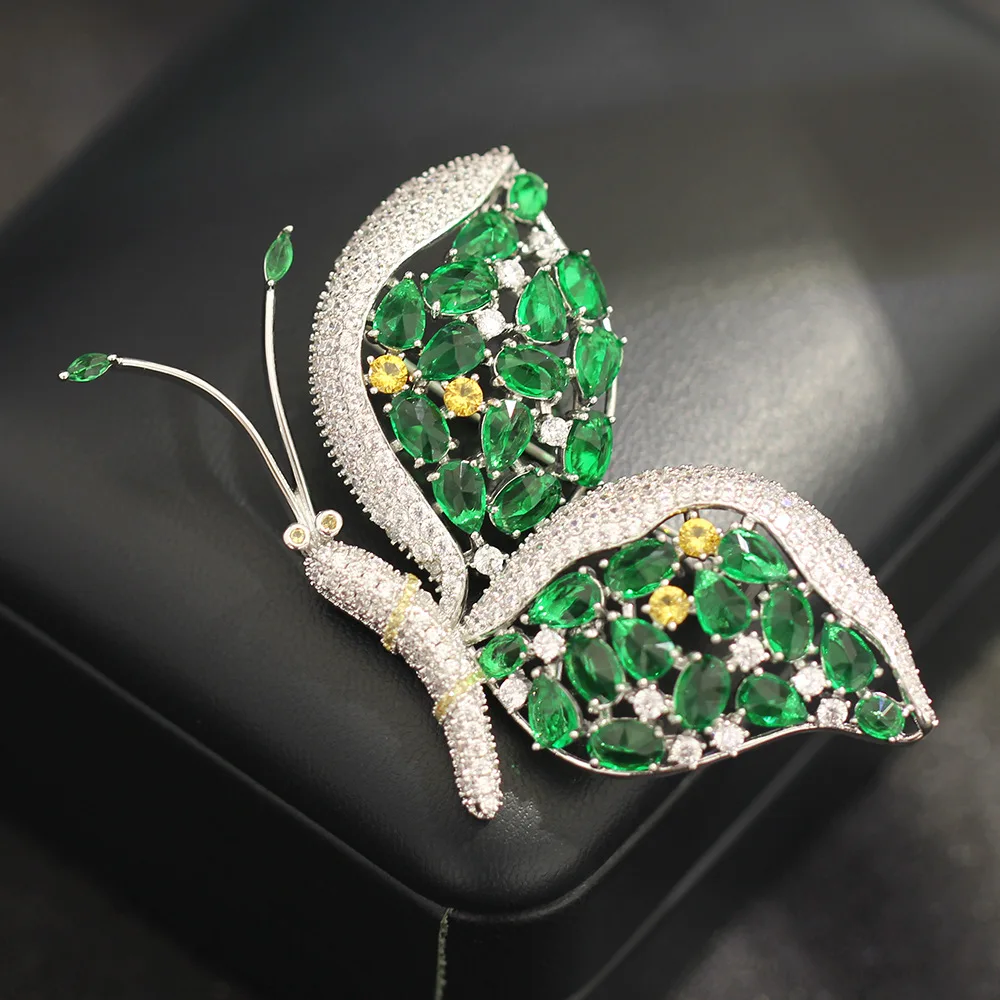 Luxury Micro Inlaid Zircon Green Butterfly Brooch Elegant and Atmospheric Insect Brooch for Women Men Clothing Accessories Pins
Luxury Micro Inlaid Zircon Green Butterfly Brooch Elegant and Atmospheric Insect Brooch for Women Men Clothing Accessories Pins