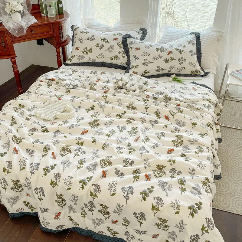 Summer Air Condition Quilt Thin Lightweight Full Queen King Comforter Breathable Sofa Office Bed Travel Quilts Throw Blanket
Summer Air Condition Quilt Thin Lightweight Full Queen King Comforter Breathable Sofa Office Bed Travel Quilts Throw Blanket