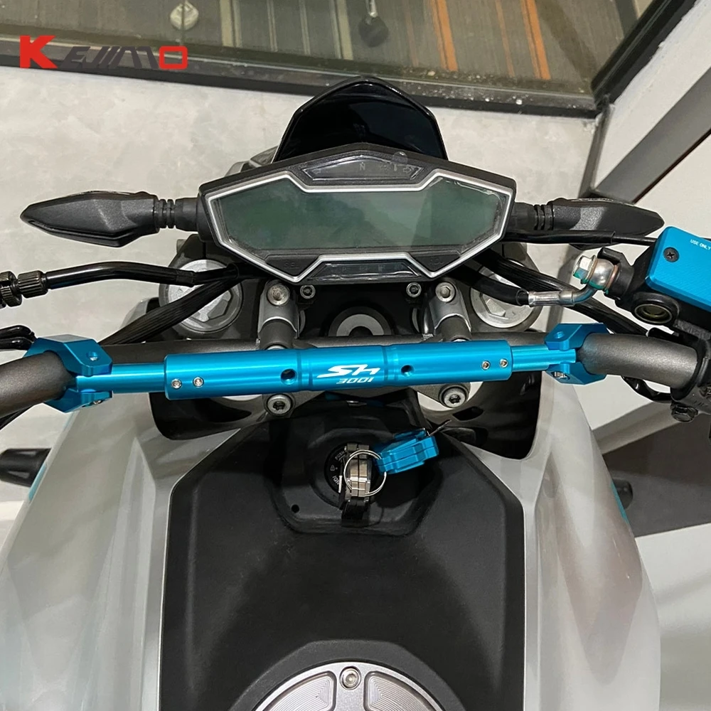 For Honda SH300 SH 300 SH300I SH 300I sh300i Adjustable Crossbar Handlebar Balance Bar Navigation bracket 2008-2026 2025 2024
For Honda SH300 SH 300 SH300I SH 300I sh300i Adjustable Crossbar Handlebar Balance Bar Navigation bracket 2008-2026 2025 2024
